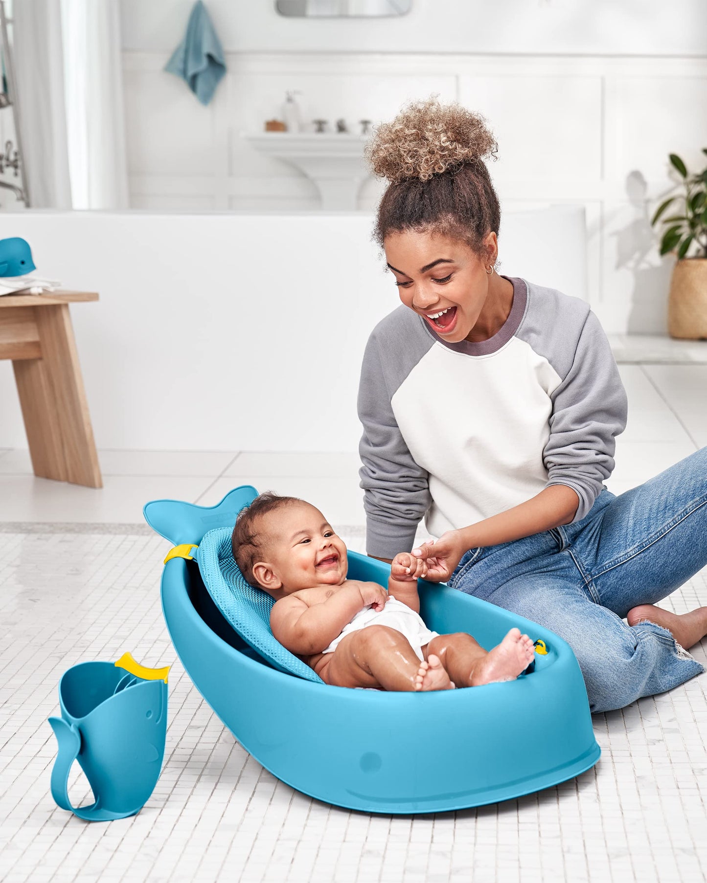 Skip Hop Baby Bath Rinse Cup, Moby Tear-Free Waterfall Rinser, Blue